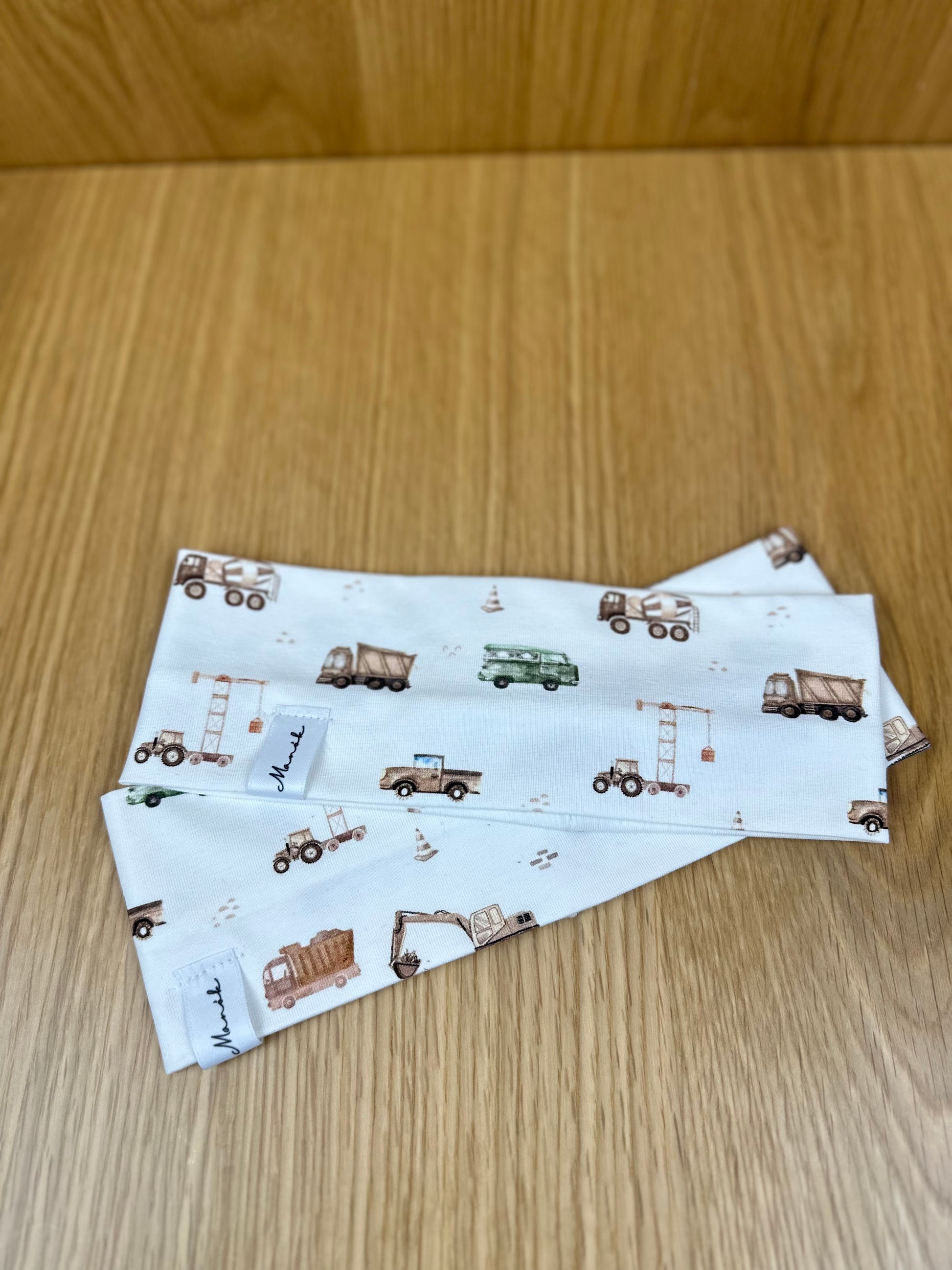 Diese Stirnbänder lassen sich bequem Tragen und bieten Schutz gegen Wind und kühlere Tage.