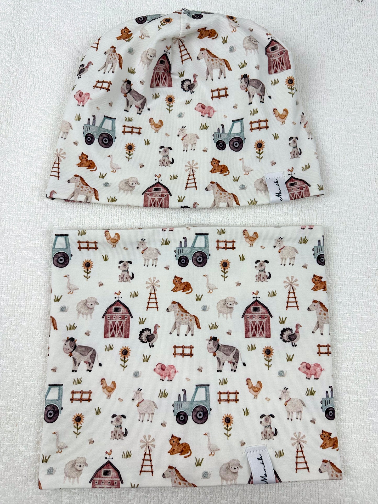 Dieser Set bietet für Babys und Kinder den optimalen Schutz und wärme für kalte Tage 